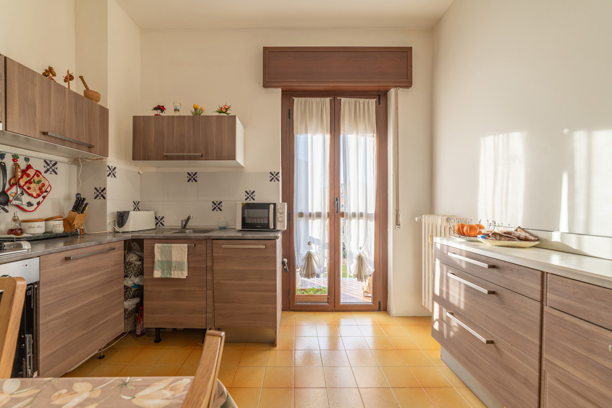 Foto 2 di 24 - Appartamento in vendita a Rozzano