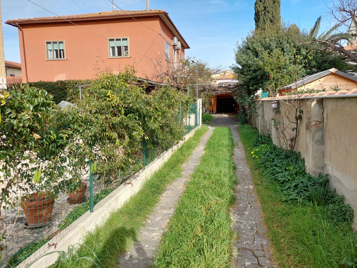 Foto 2 di 22 - Villa in vendita a Grosseto