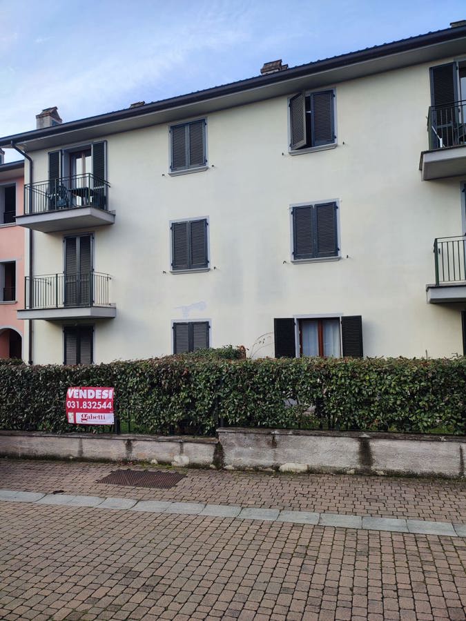 Foto 3 di 23 - Appartamento in vendita a Porlezza