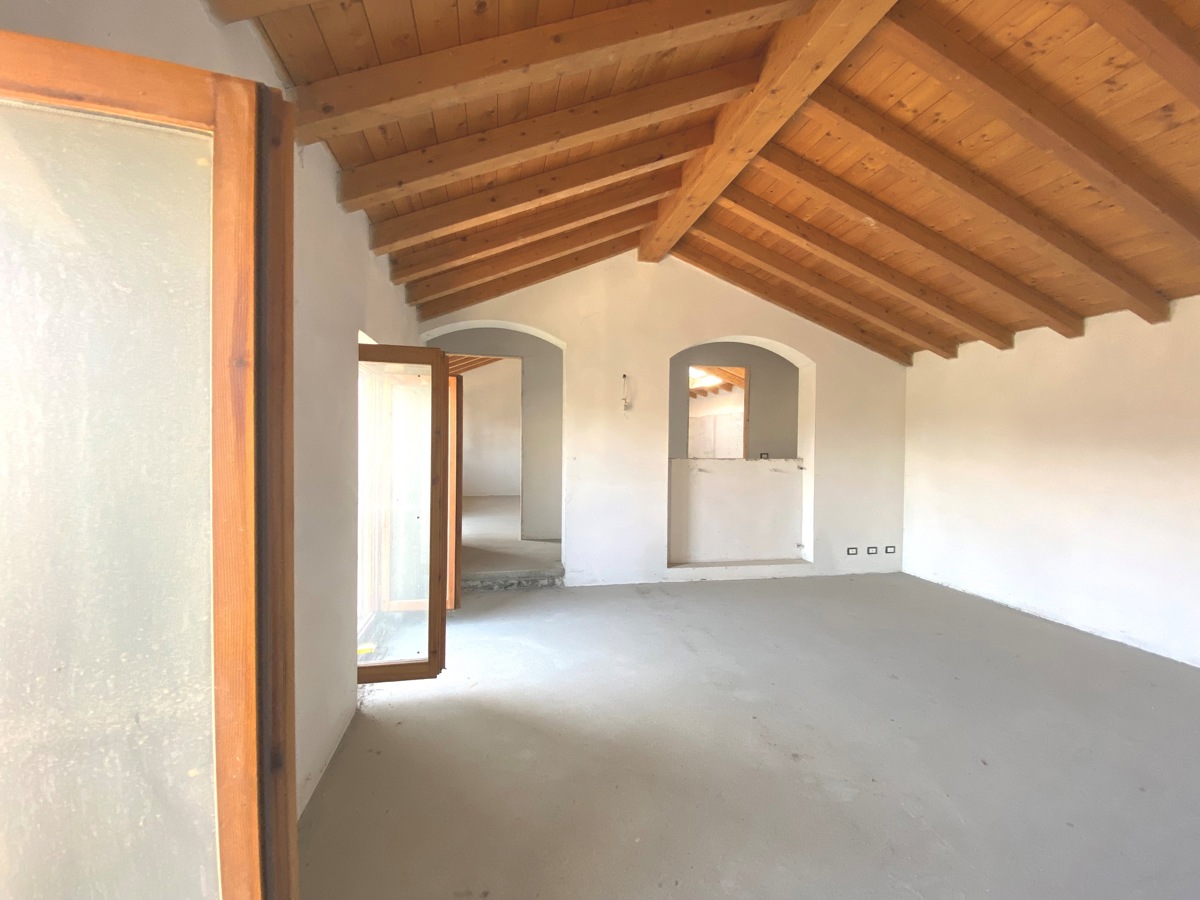 Foto 2 di 33 - Appartamento in vendita a Castell'Arquato