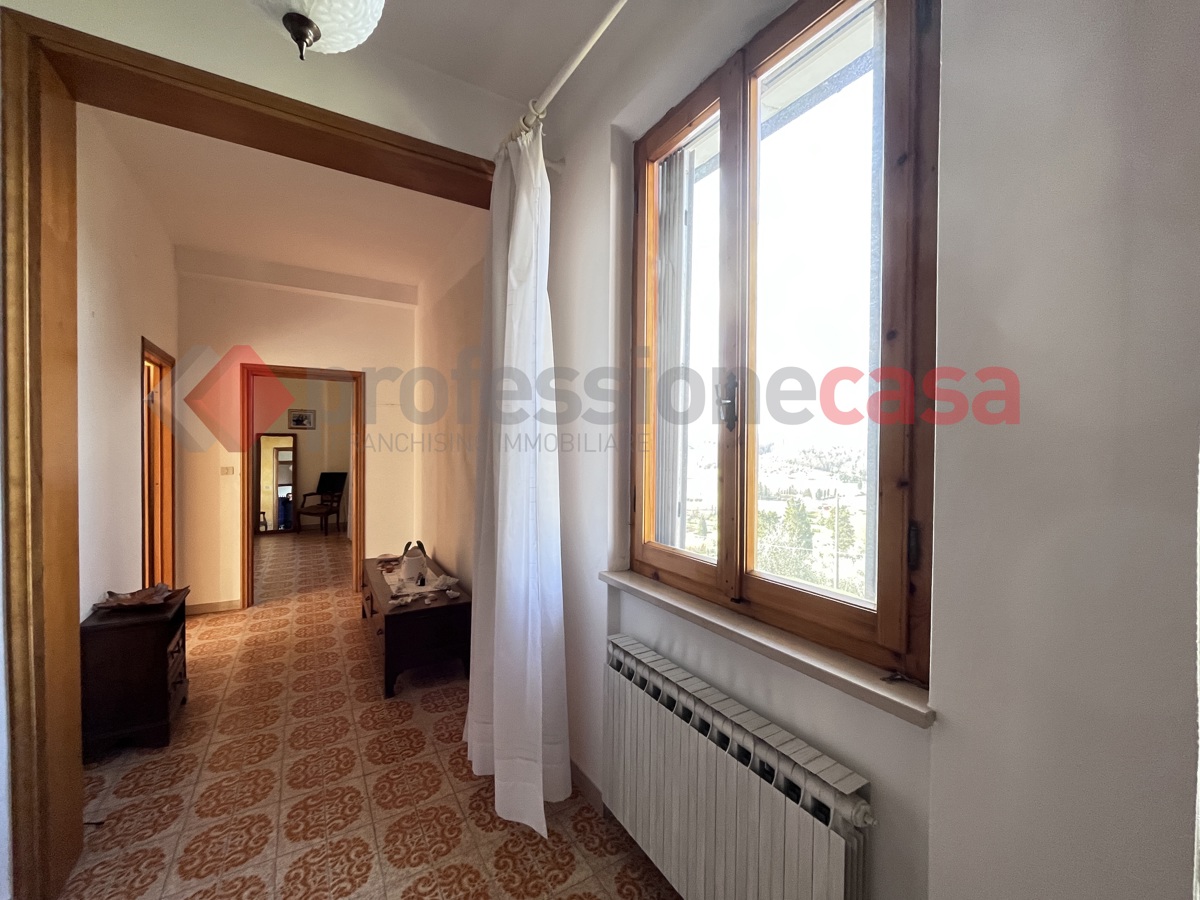 Foto 16 di 30 - Villa in vendita a Crespina Lorenzana