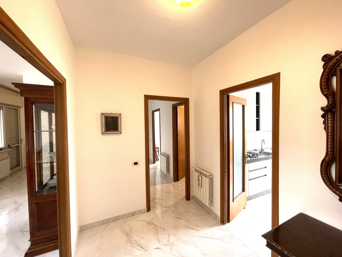 Foto 13 di 40 - Appartamento in vendita a Roma