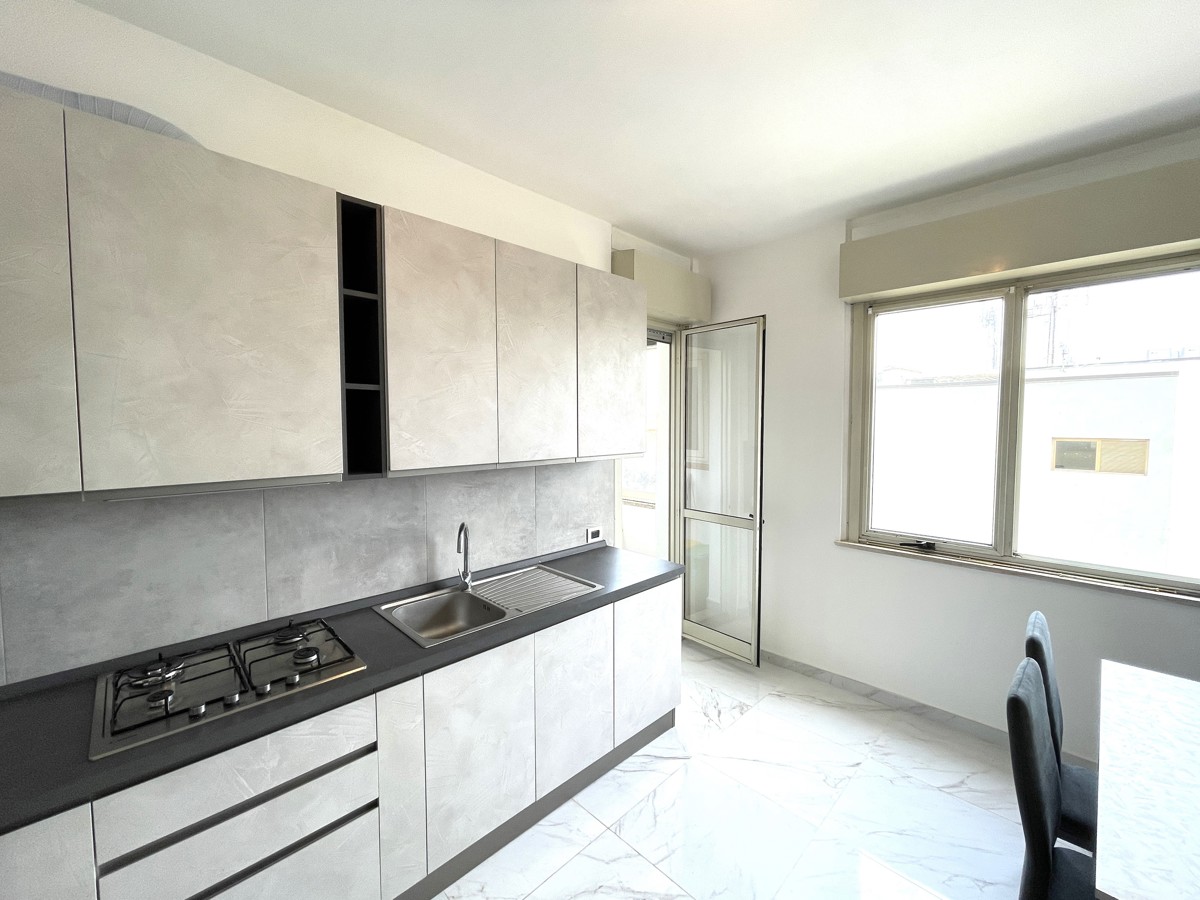 Foto 15 di 40 - Appartamento in vendita a Roma