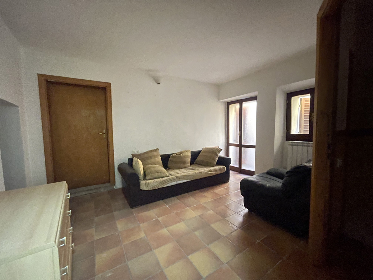 Foto 10 di 17 - Appartamento in vendita a Foligno