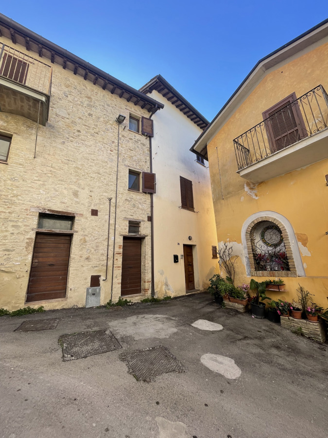 Foto 15 di 17 - Appartamento in vendita a Foligno