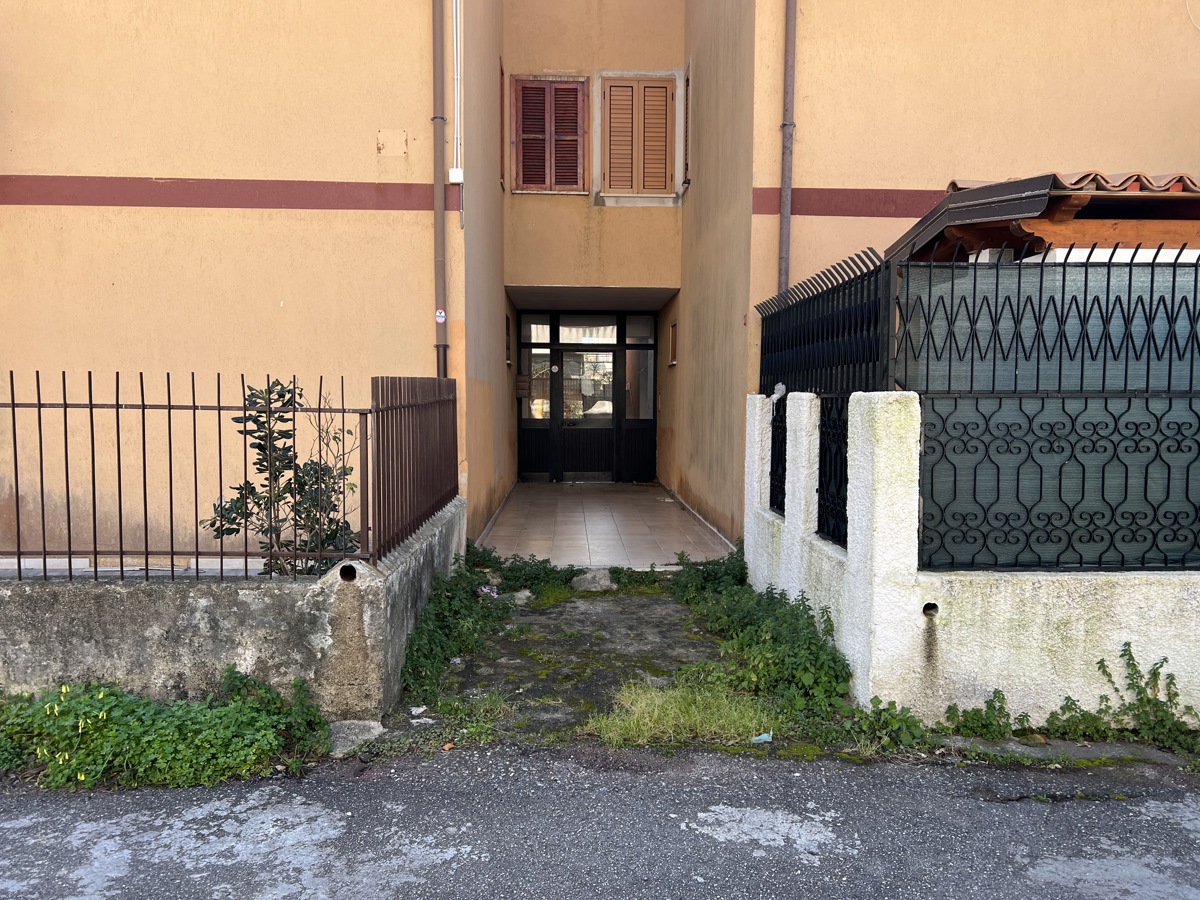 Foto 6 di 50 - Appartamento in vendita a Falconara Albanese