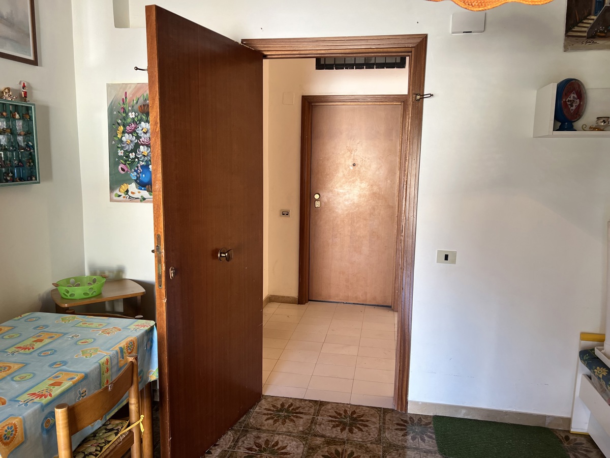 Foto 43 di 50 - Appartamento in vendita a Falconara Albanese