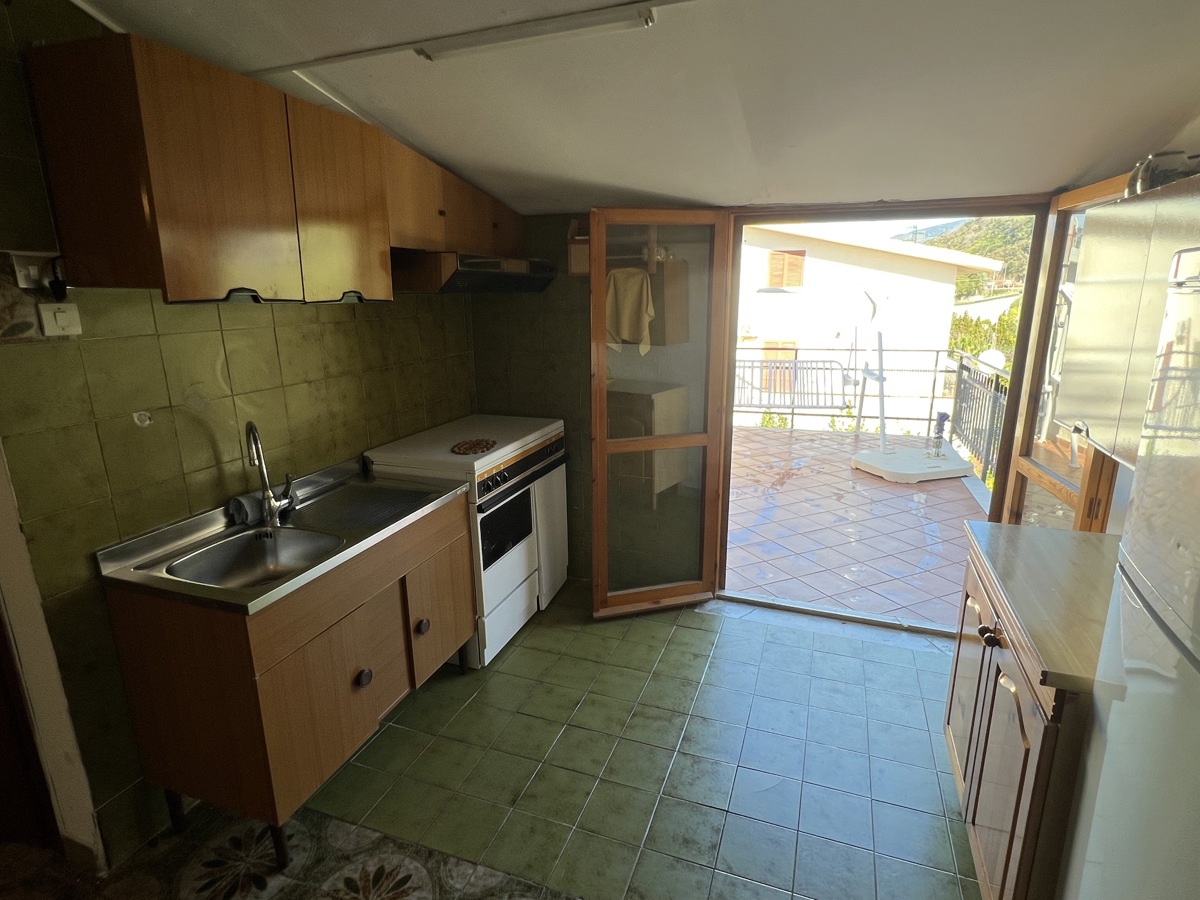 Foto 18 di 50 - Appartamento in vendita a Falconara Albanese
