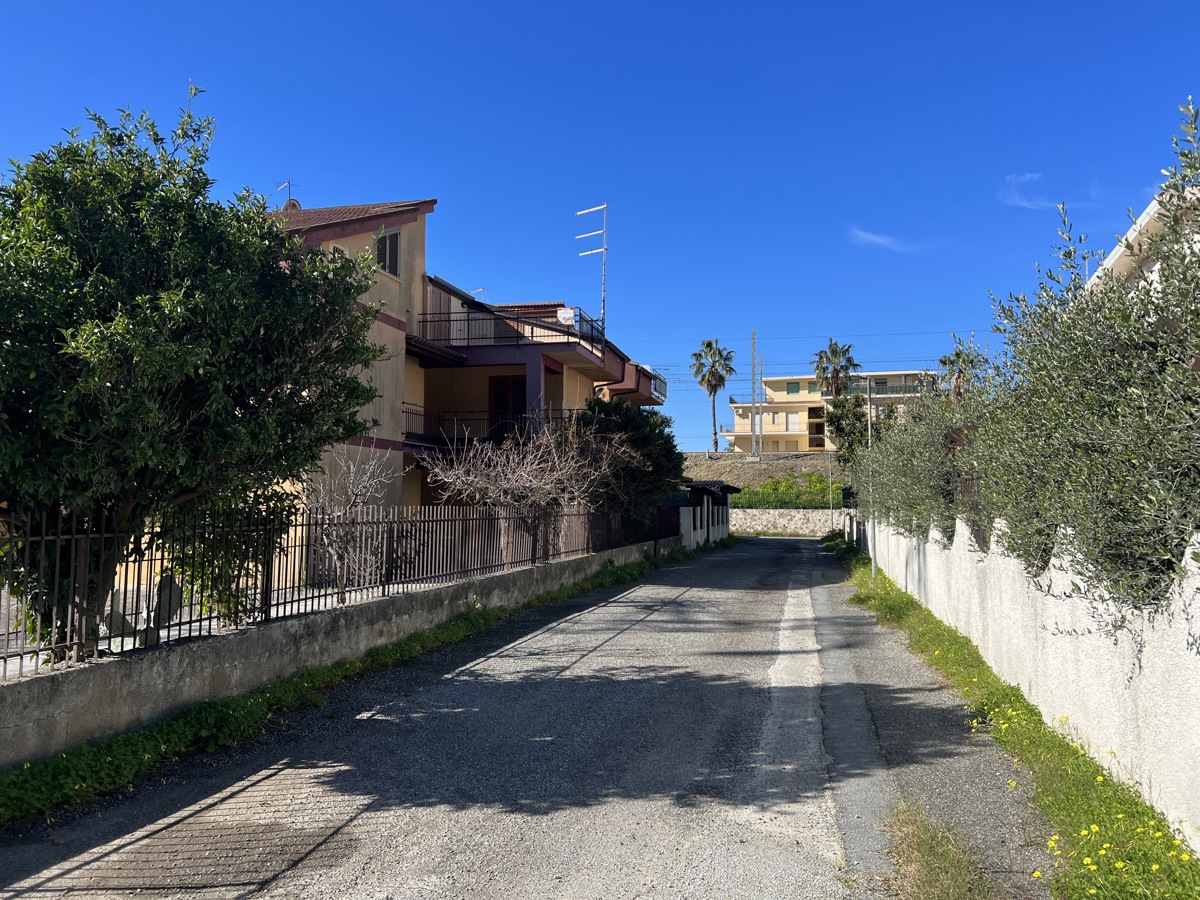 Foto 4 di 50 - Appartamento in vendita a Falconara Albanese