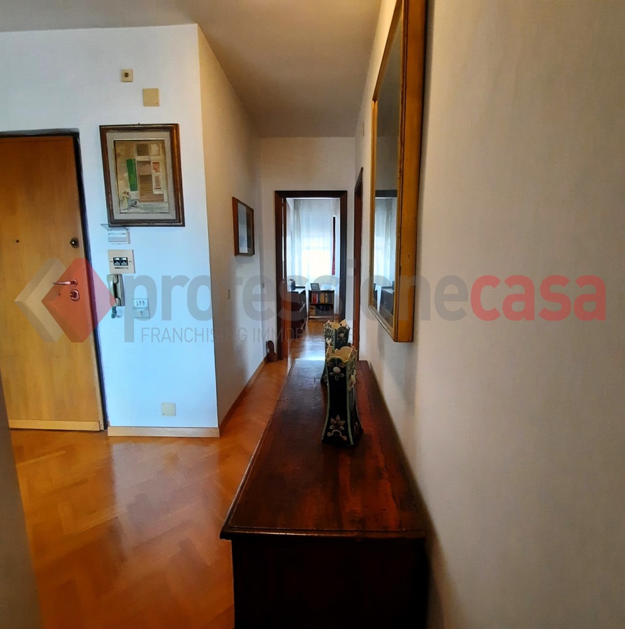 Foto 16 di 29 - Appartamento in vendita a Pisa