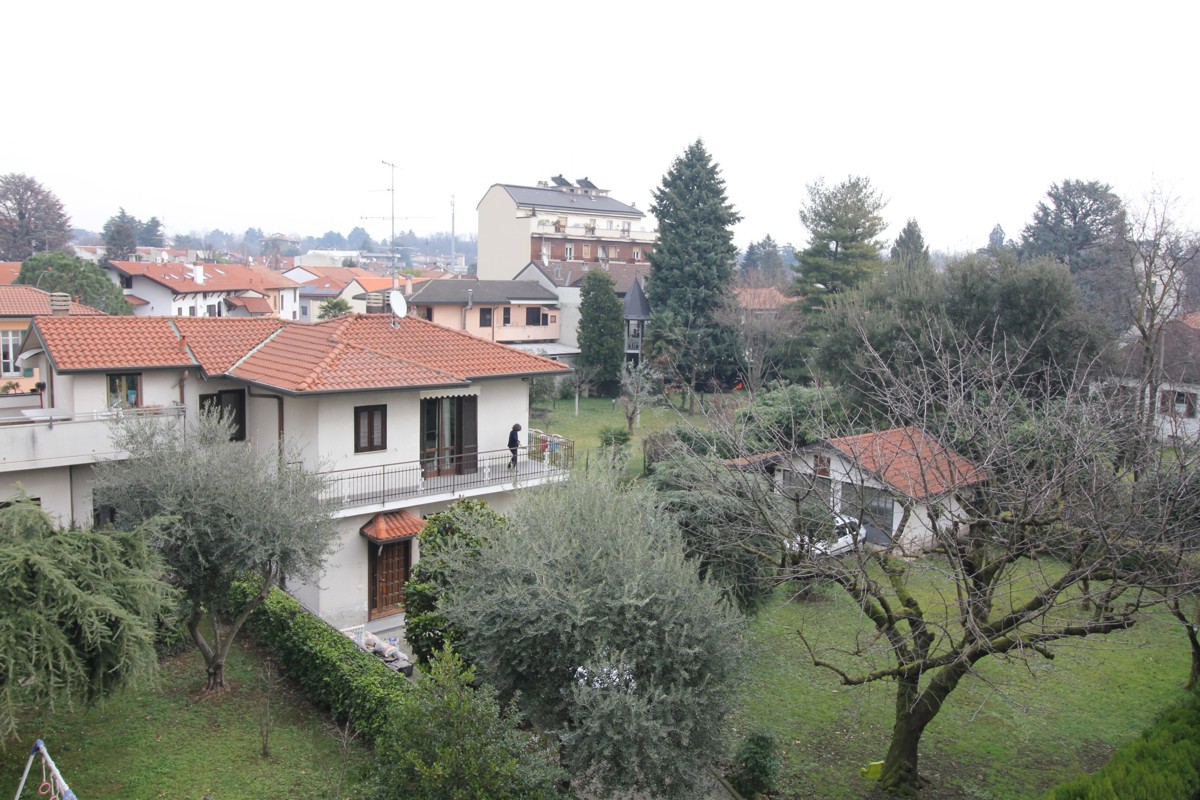 Foto 11 di 24 - Appartamento in vendita a Legnano
