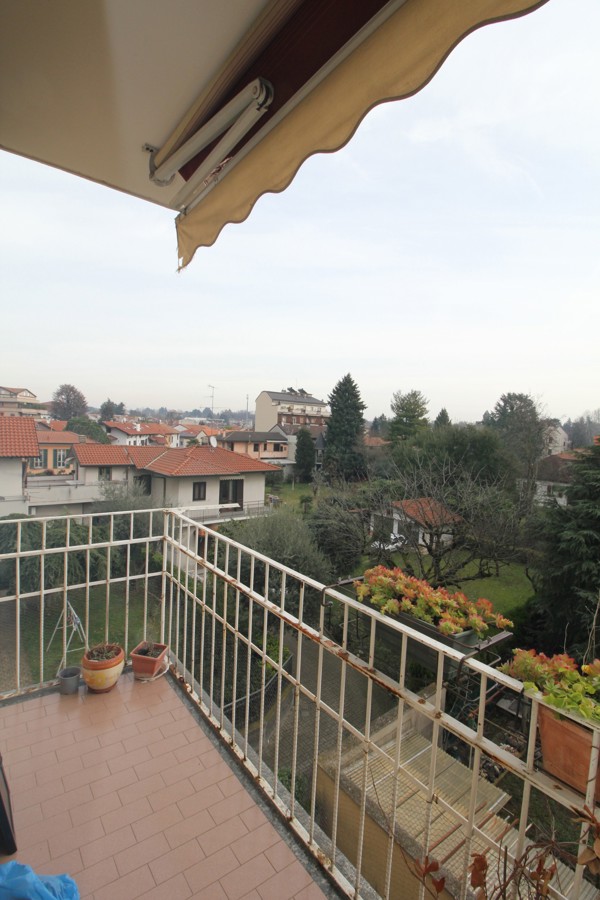 Foto 9 di 24 - Appartamento in vendita a Legnano