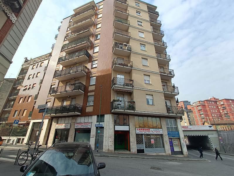 Foto 2 di 11 - Appartamento in vendita a Sesto San Giovanni
