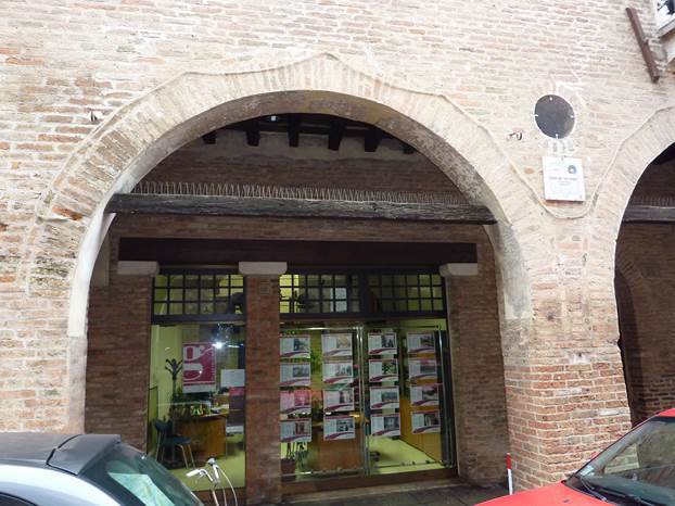 Foto 6 di 8 - Negozio in affitto a Treviso