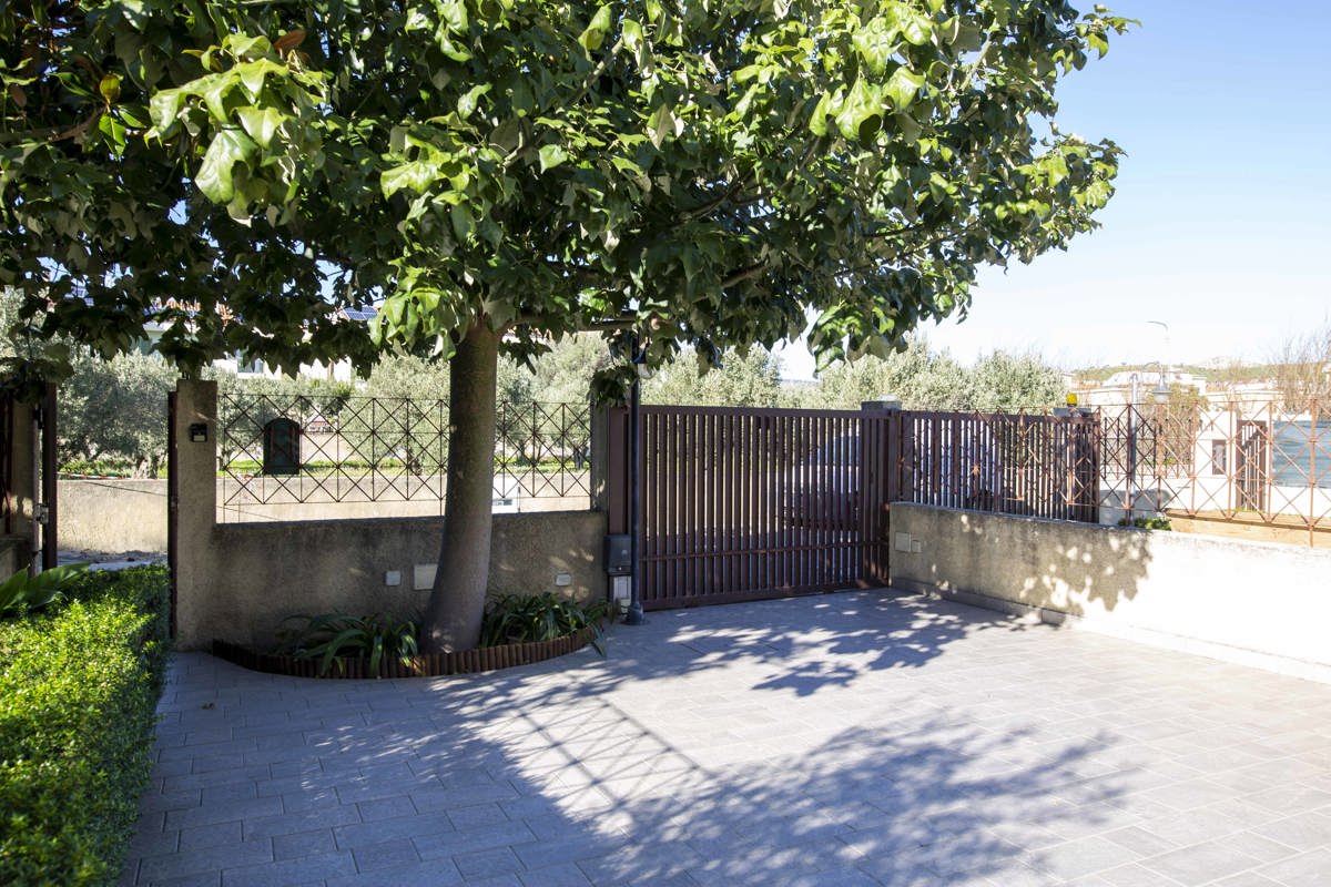 Foto 1 di 47 - Villa a schiera in vendita a Catanzaro