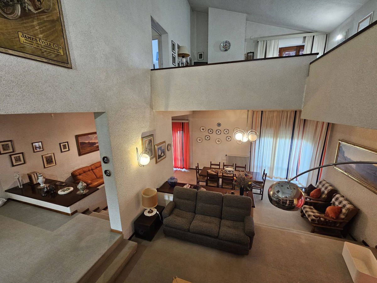 Foto 12 di 40 - Villa in vendita a Arezzo