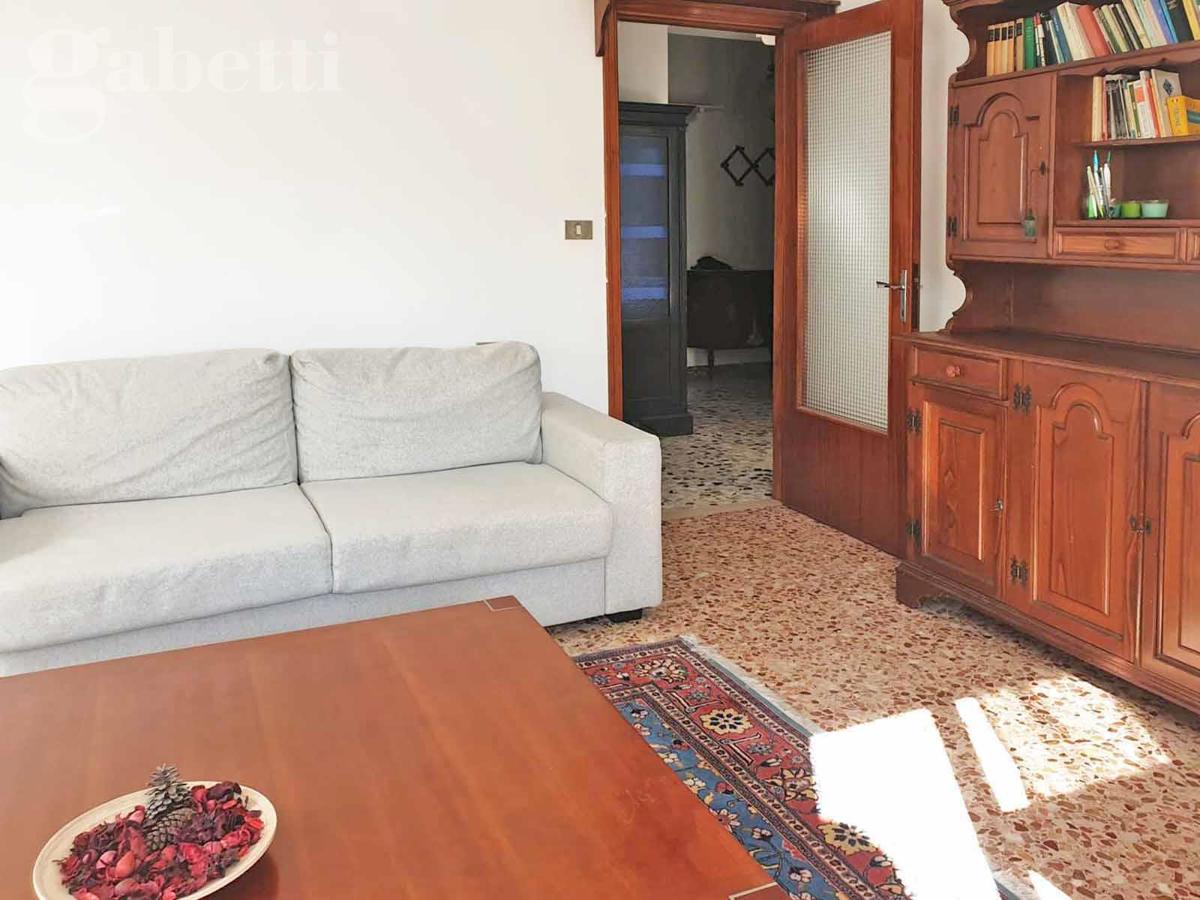 Foto 8 di 9 - Appartamento in vendita a Senigallia