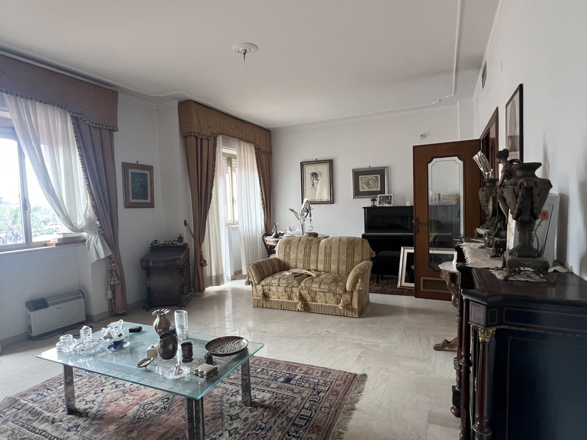 Foto 6 di 21 - Appartamento in vendita a Taranto