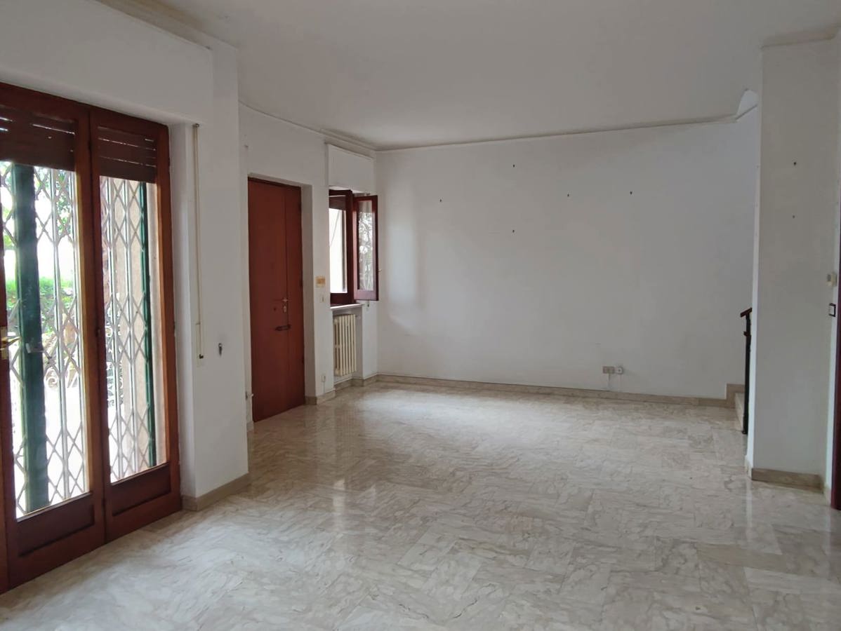 Foto 8 di 40 - Villa a schiera in vendita a Bari