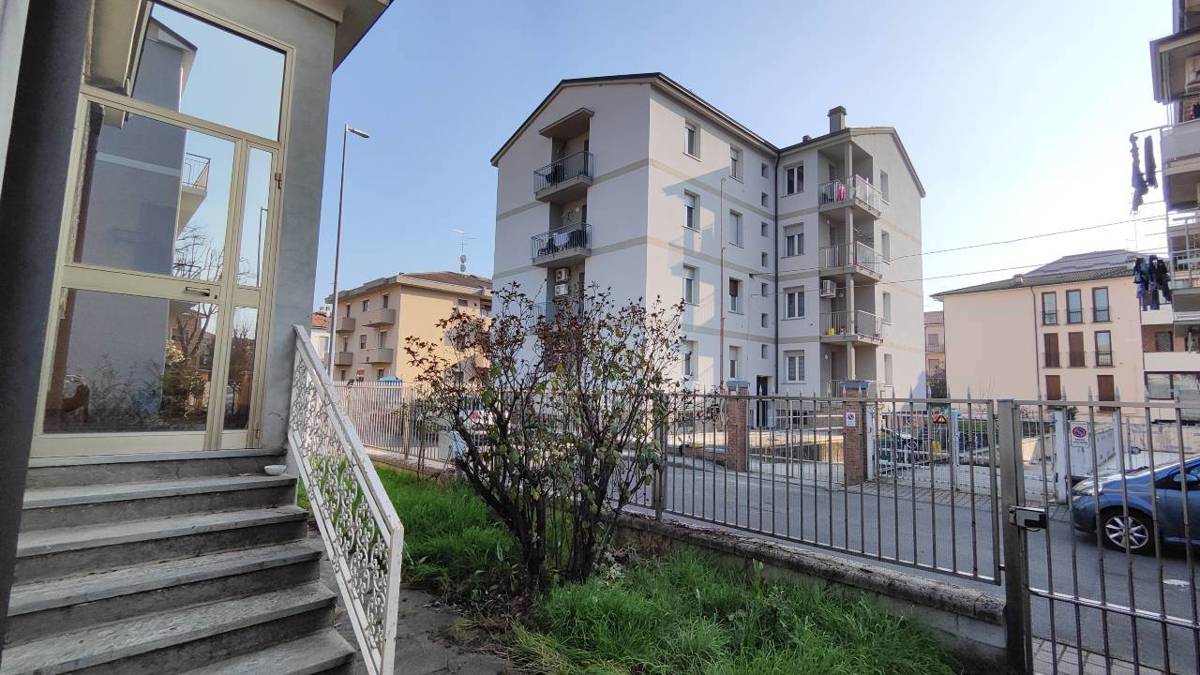 Foto 2 di 29 - Villa in vendita a Piacenza