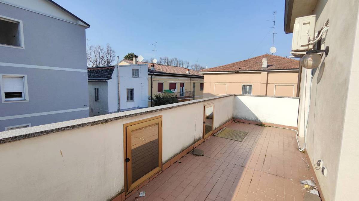 Foto 17 di 29 - Villa in vendita a Piacenza