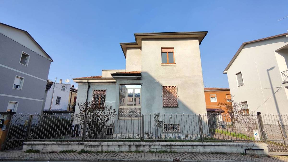 Foto 19 di 29 - Villa in vendita a Piacenza