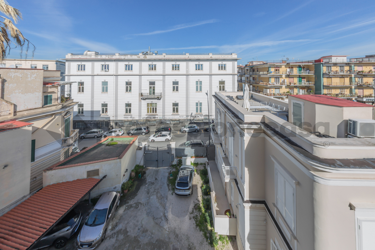 Foto 17 di 39 - Appartamento in vendita a Portici