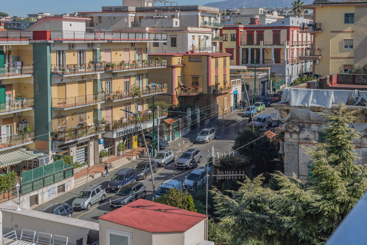 Foto 26 di 39 - Appartamento in vendita a Portici
