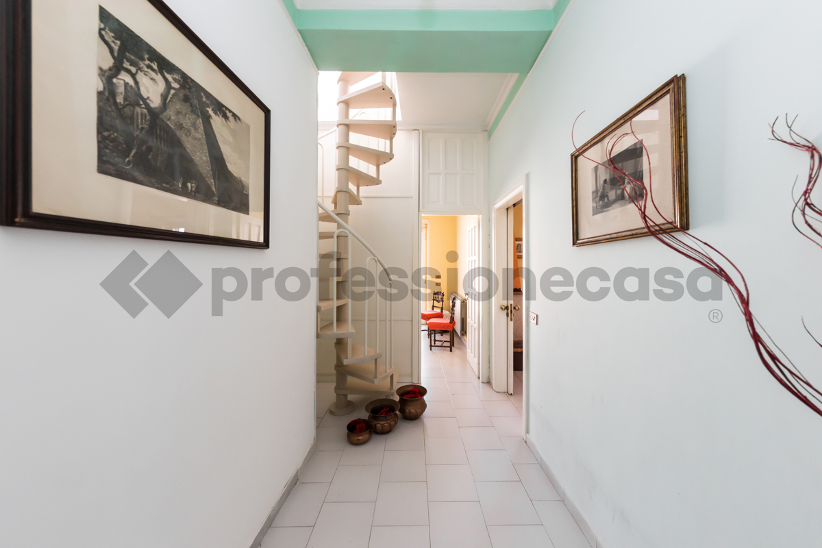 Foto 18 di 39 - Appartamento in vendita a Portici