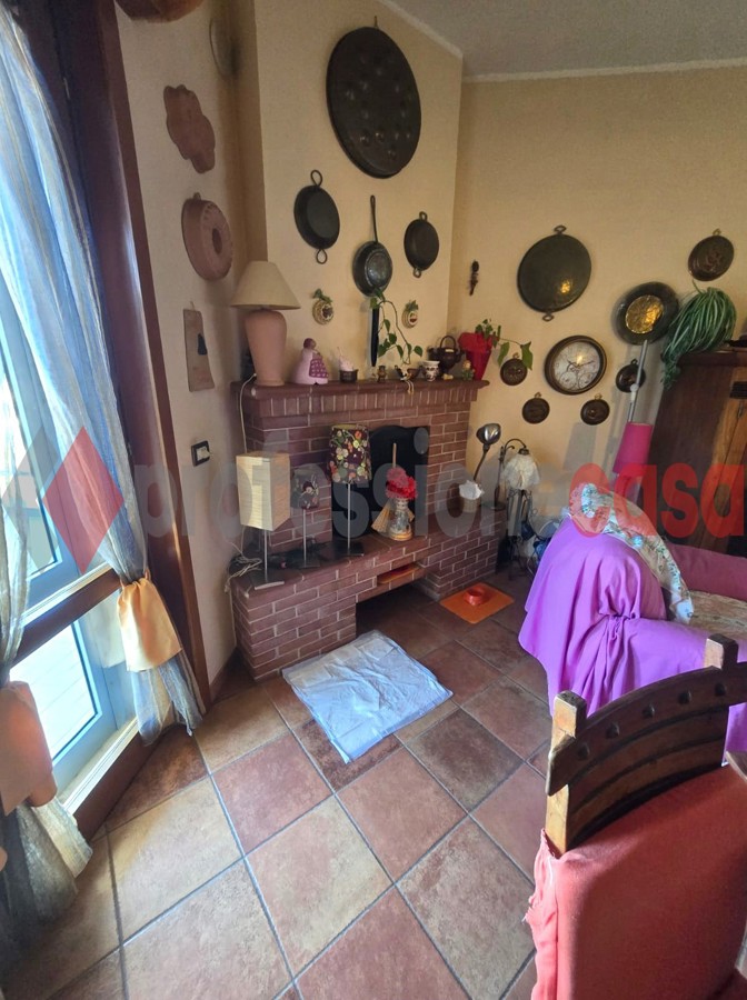 Foto 3 di 30 - Appartamento in vendita a Salerno