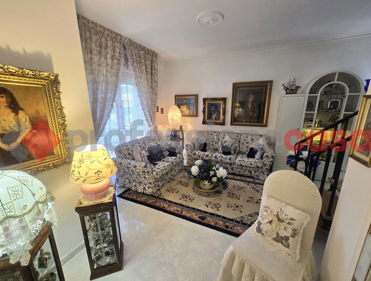 Foto 8 di 30 - Appartamento in vendita a Salerno