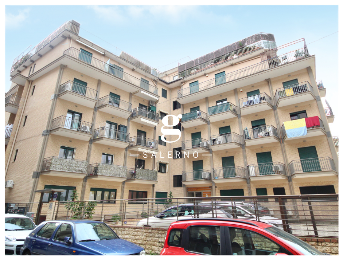 Foto 19 di 21 - Appartamento in vendita a Salerno