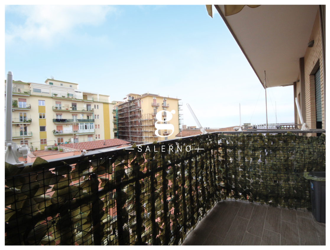 Foto 11 di 21 - Appartamento in vendita a Salerno