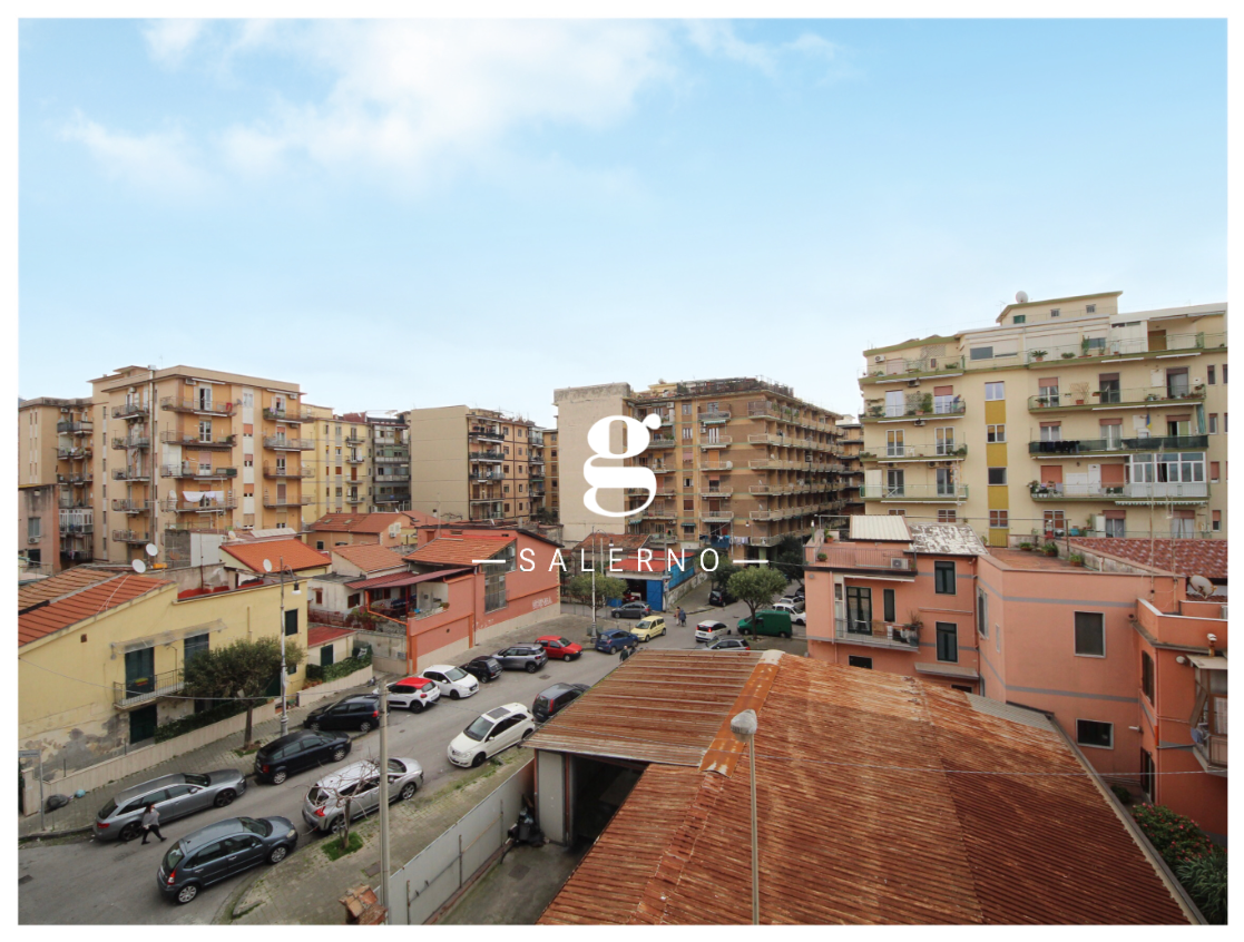 Foto 14 di 21 - Appartamento in vendita a Salerno