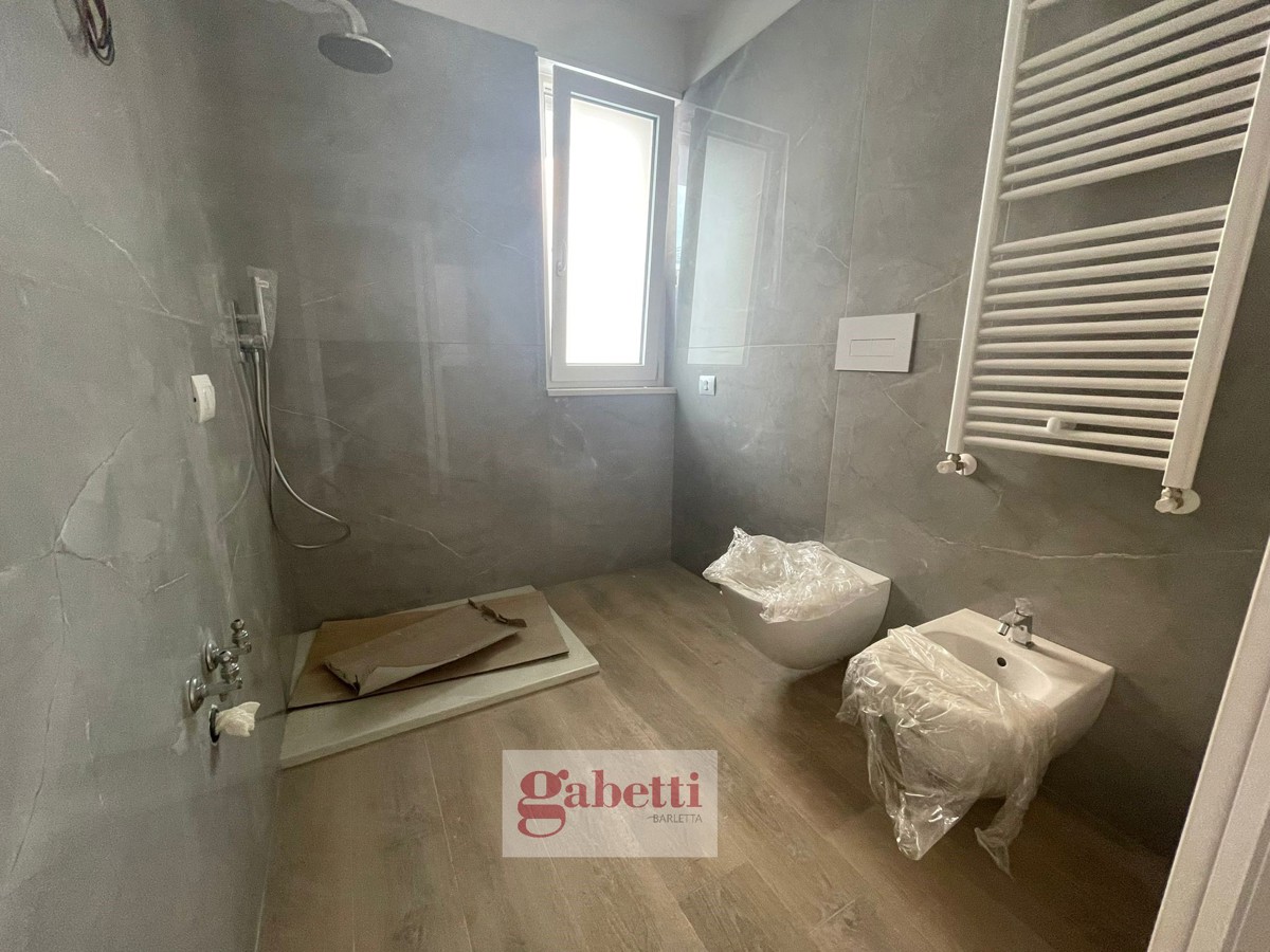 Foto 13 di 16 - Appartamento in vendita a Barletta