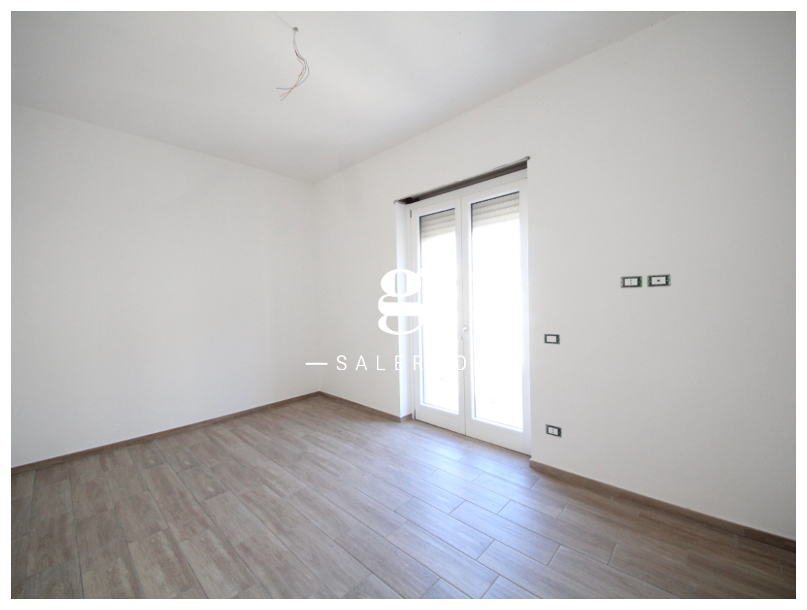 Foto 11 di 24 - Appartamento in vendita a Salerno