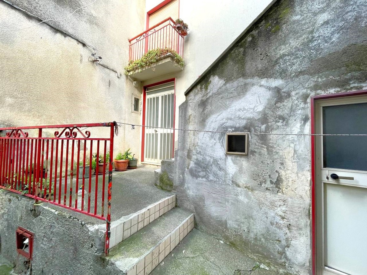 Foto 2 di 10 - Casa indipendente in vendita a Bracigliano