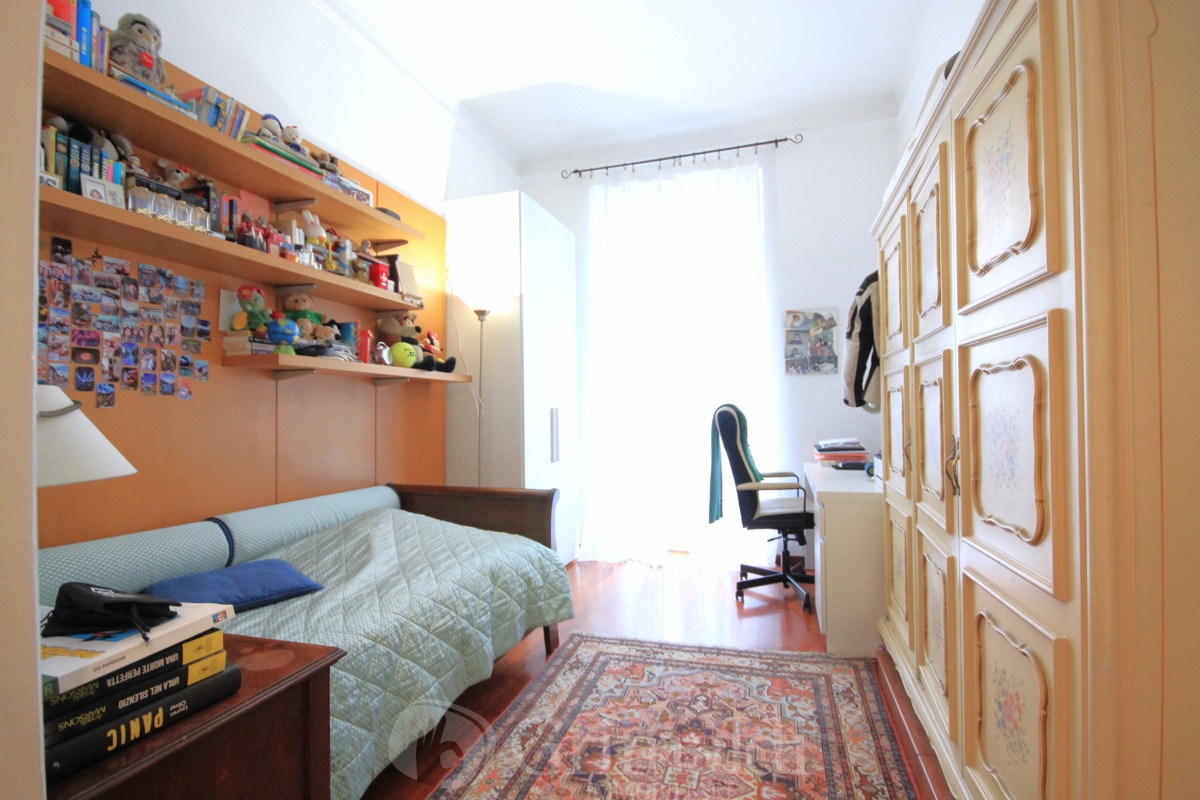 Foto 9 di 15 - Appartamento in vendita a Genova