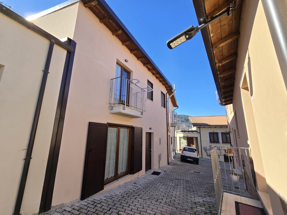 Foto 14 di 14 - Casa indipendente in vendita a L'Aquila