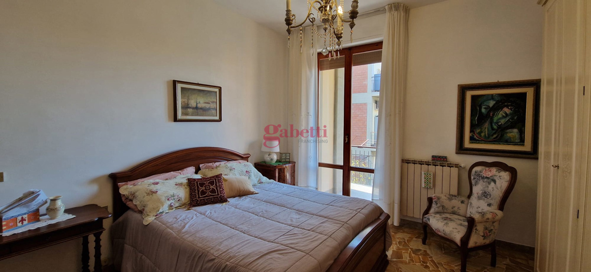 Foto 19 di 27 - Appartamento in vendita a Firenze
