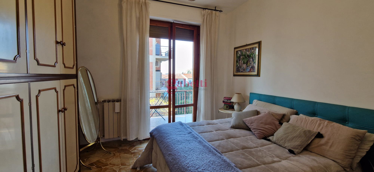 Foto 12 di 27 - Appartamento in vendita a Firenze