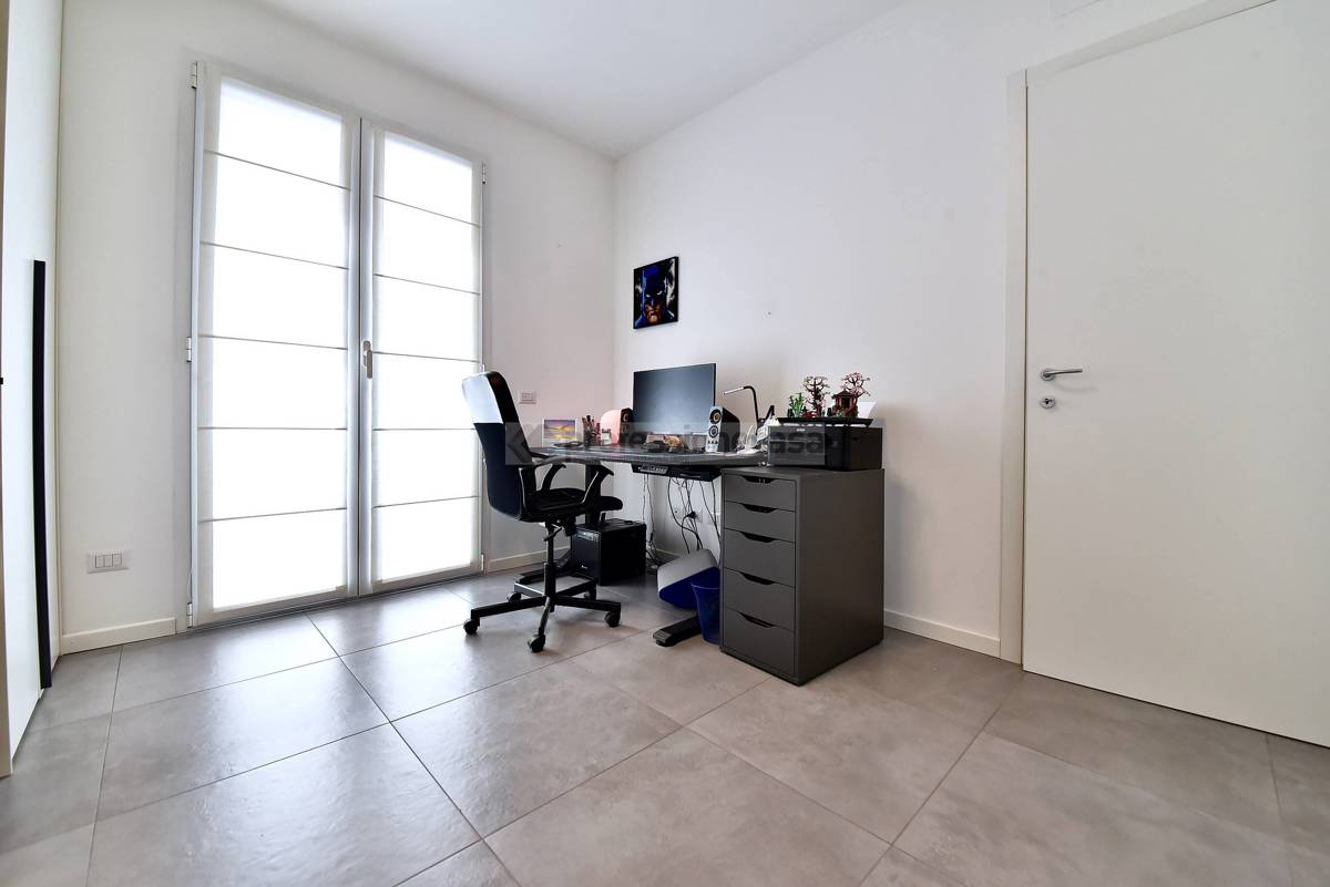 Foto 15 di 27 - Appartamento in vendita a Seveso
