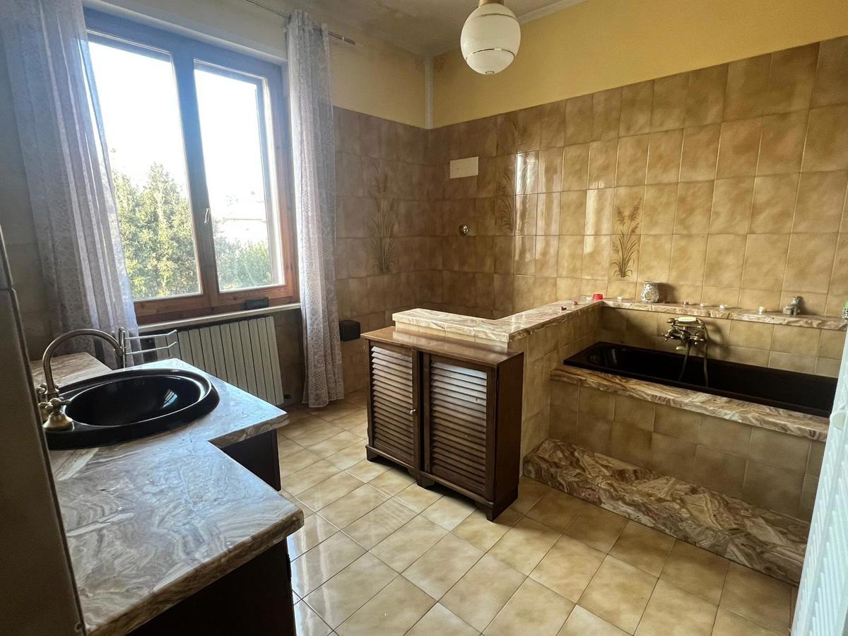 Foto 20 di 20 - Appartamento in vendita a Spoleto