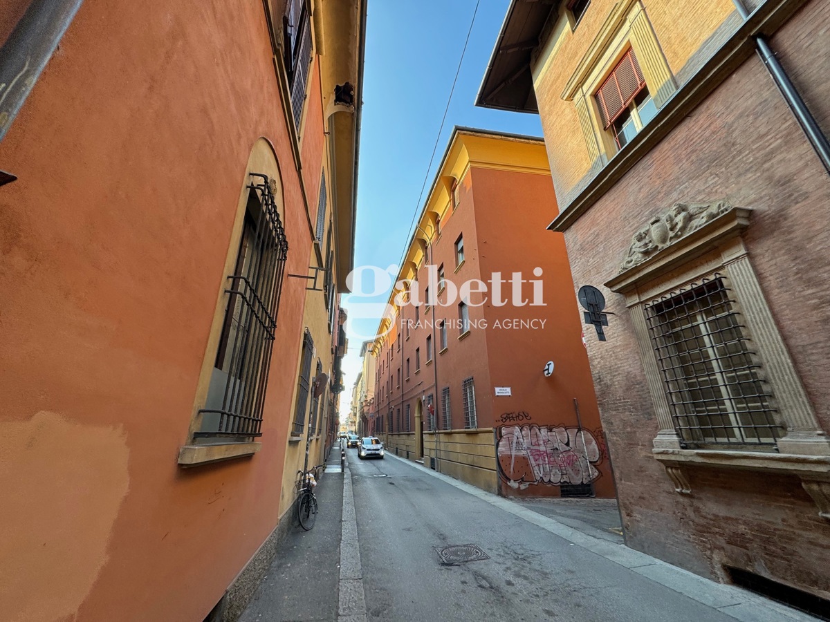 Foto 6 di 13 - Appartamento in vendita a Bologna