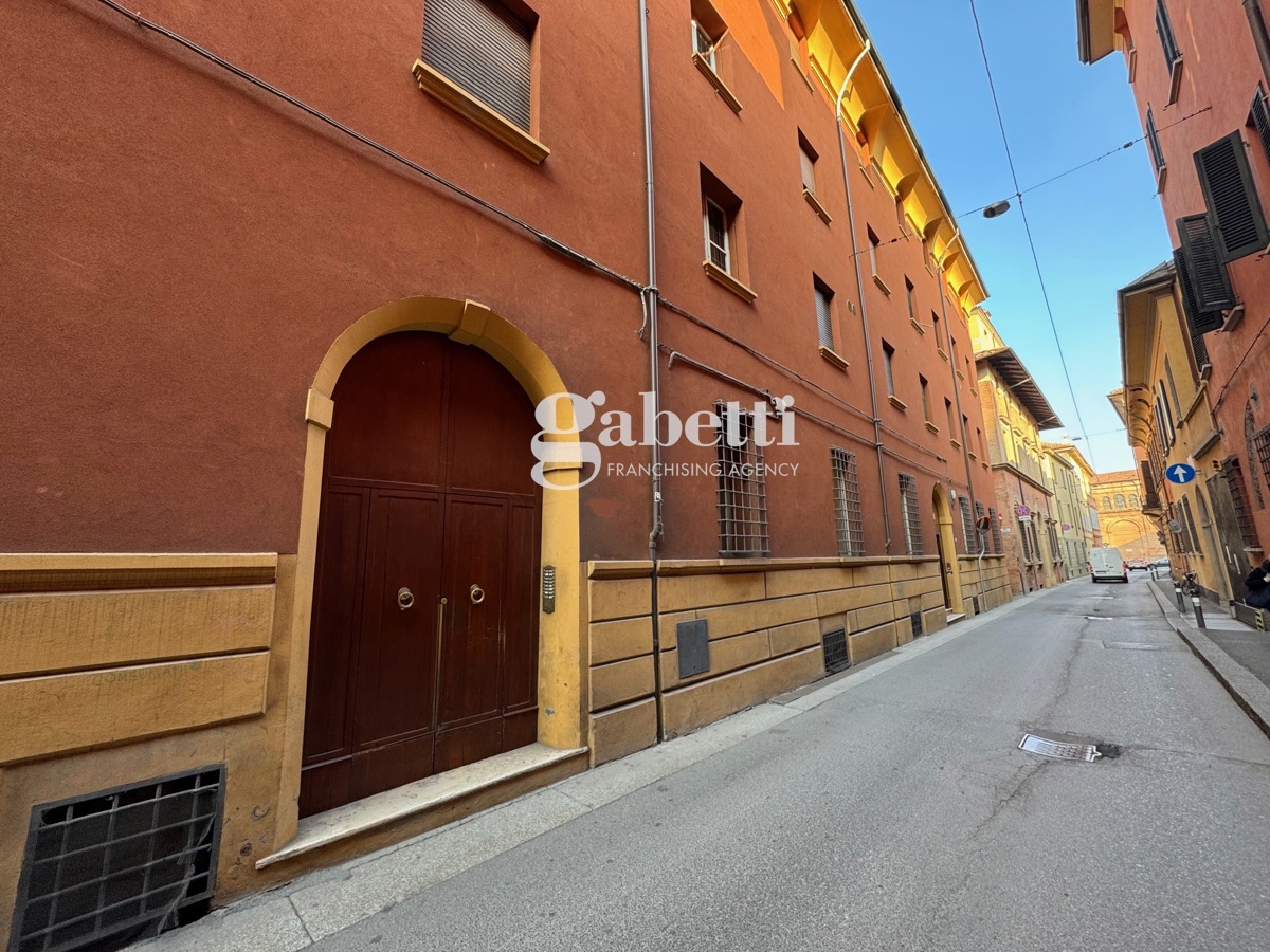 Foto 4 di 13 - Appartamento in vendita a Bologna