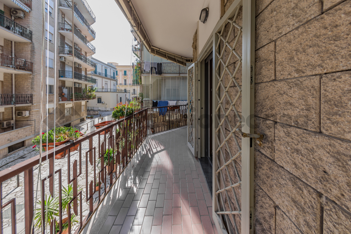 Foto 26 di 38 - Appartamento in vendita a Portici
