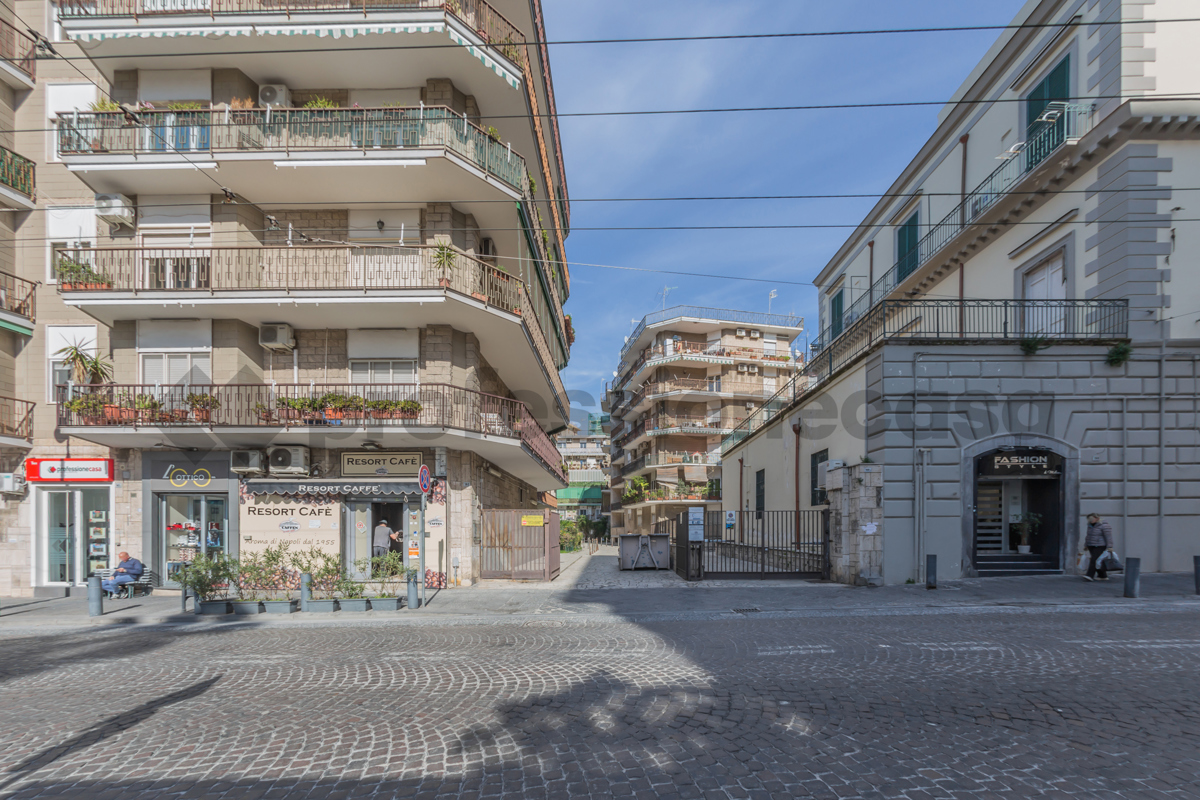 Foto 1 di 38 - Appartamento in vendita a Portici