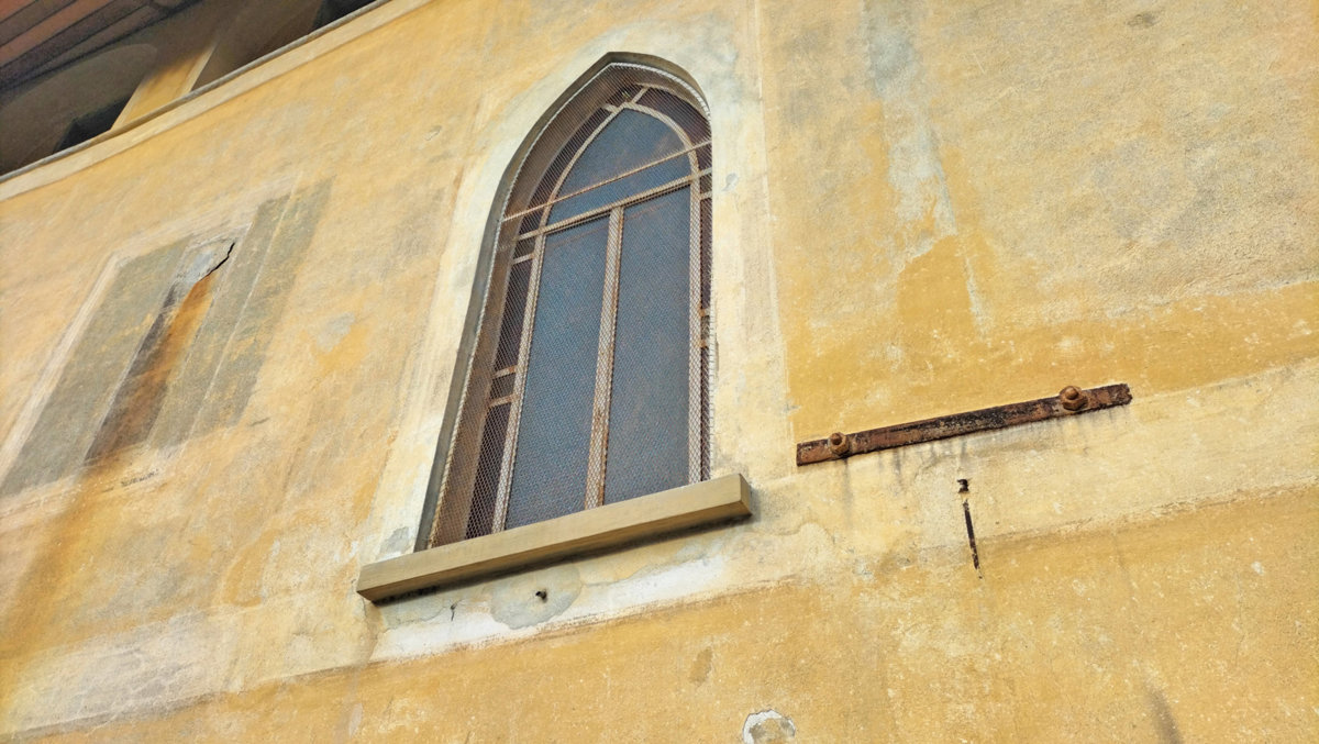 Foto 28 di 42 - Palazzo o stabile in vendita a Varallo