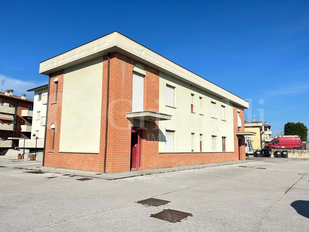 Foto 9 di 13 - Appartamento in vendita a Castelbellino