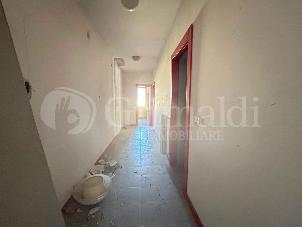 Foto 12 di 13 - Appartamento in vendita a Castelbellino